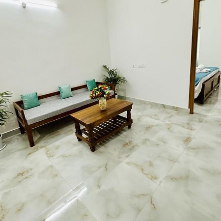 Tirupati Homestay - Shilparamam - Luxury Ac Apartments By Stayflexi - Fast Wifi, Kitchen, Android Tv - Walk To Ps4 Pure Veg Restaurant - Easy Access To Airport, Railway Station And To All Temples Экстерьер фото