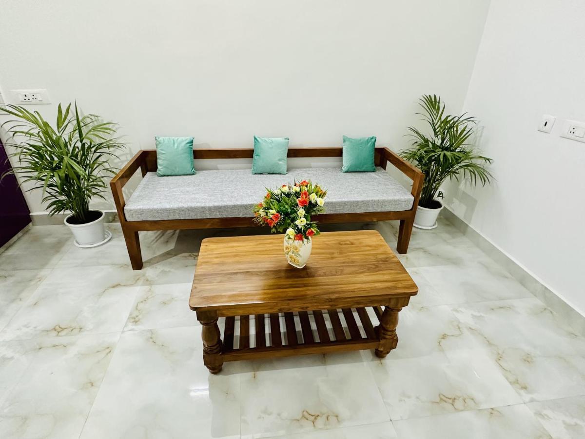 Tirupati Homestay - Shilparamam - Luxury Ac Apartments By Stayflexi - Fast Wifi, Kitchen, Android Tv - Walk To Ps4 Pure Veg Restaurant - Easy Access To Airport, Railway Station And To All Temples Экстерьер фото